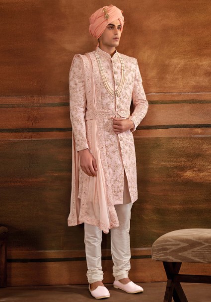 Pakistani Sherwani - A Wholesome Look